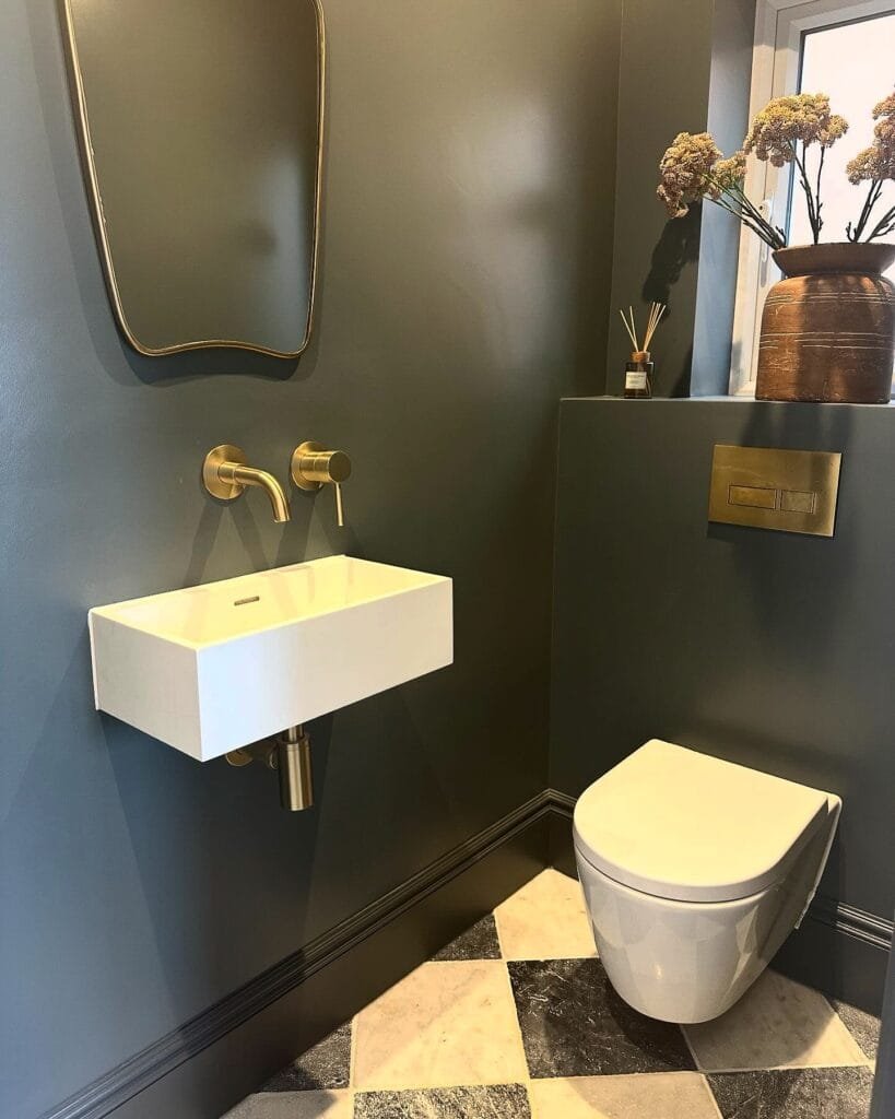 Modern Drama in Dark Tones