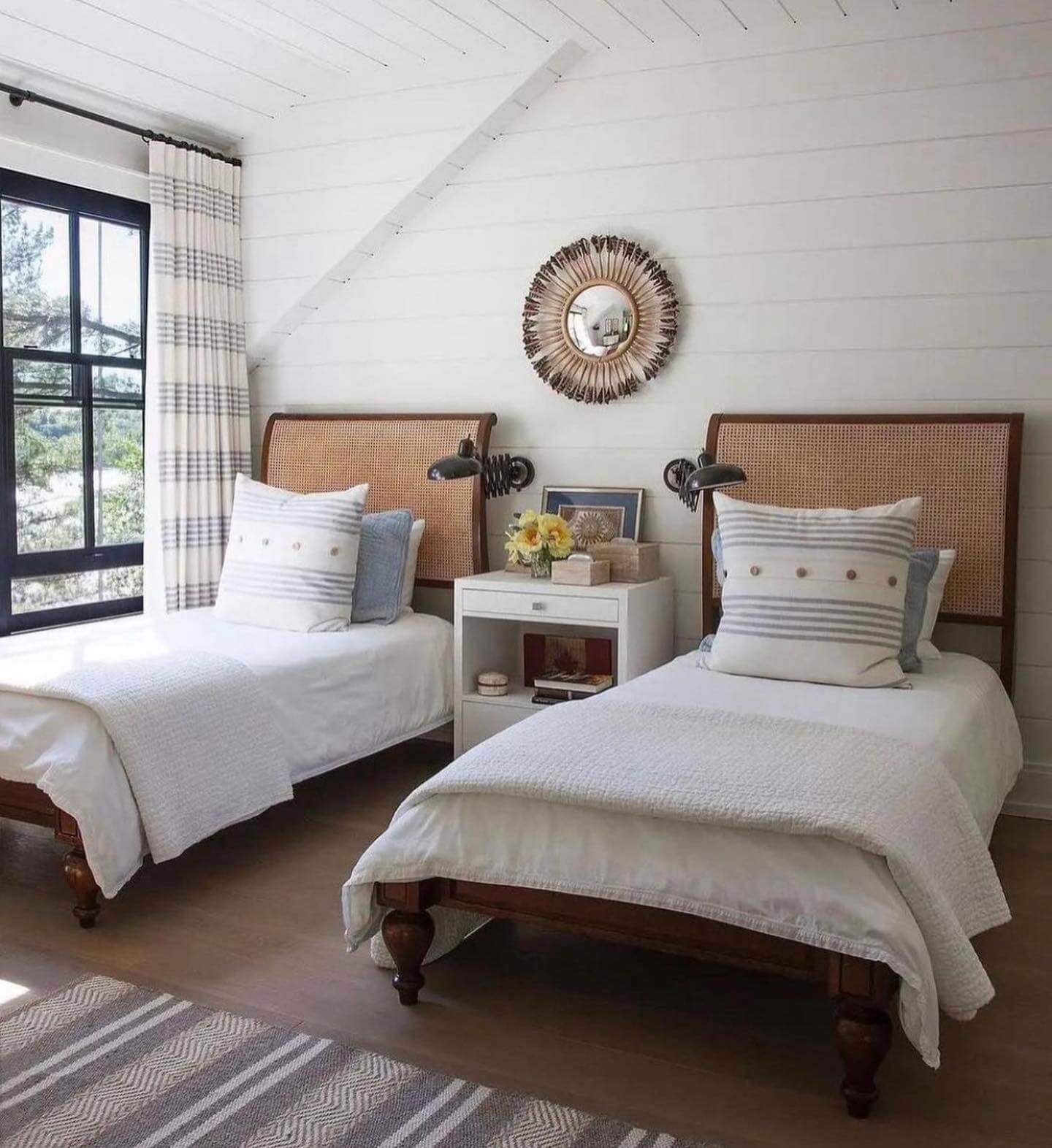 Charming Lake House Bedrooms