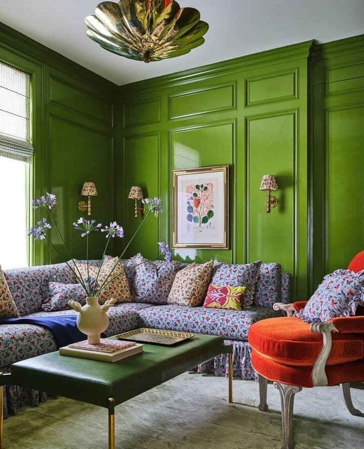 Energizing living room design with vibrant colors and textures