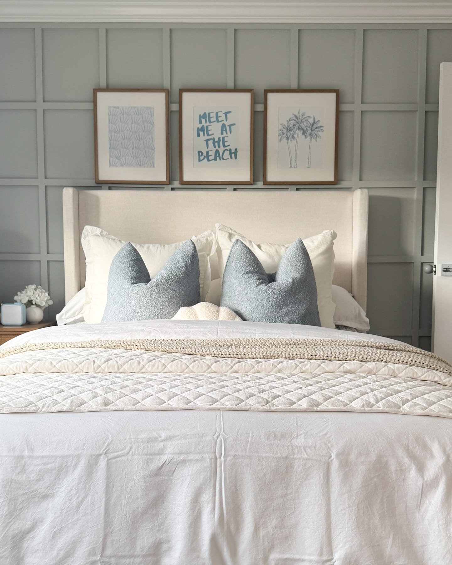 Coastal Retreat Blending Comfort and Beachy Elegance