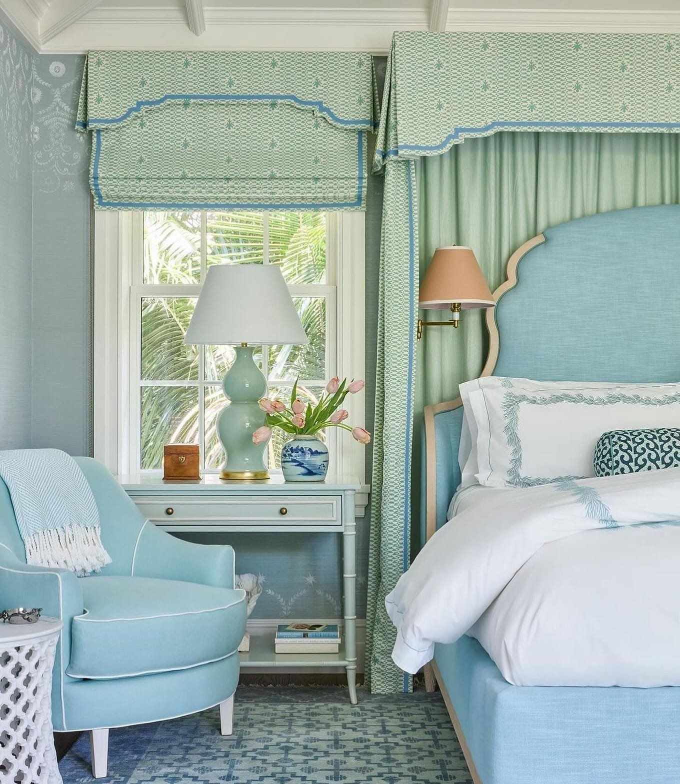 Transforming Spaces with Cozy Coastal Bedroom Ideas