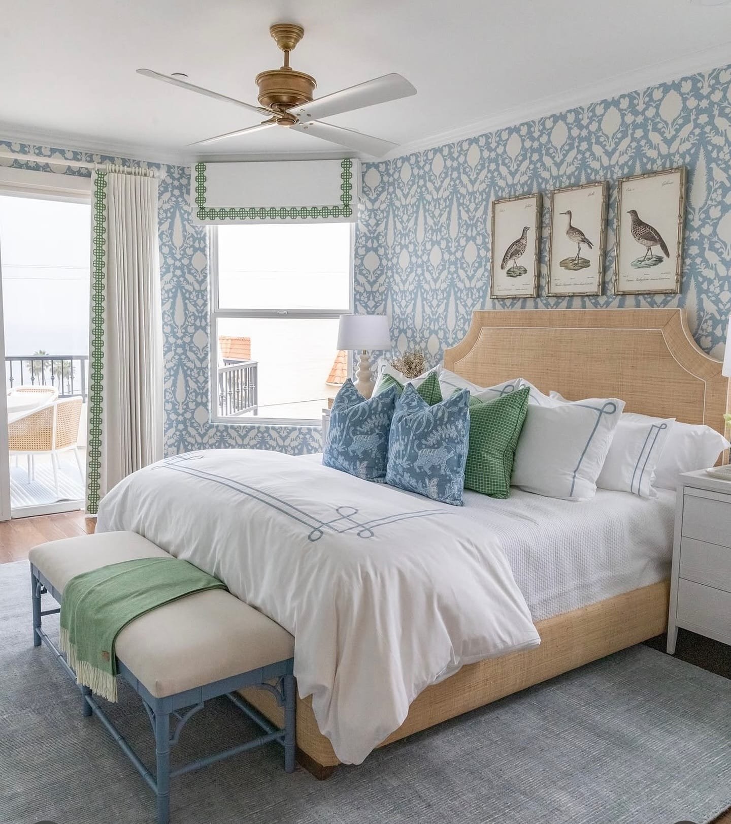 Coastal bedroom design blends serenity with functionality