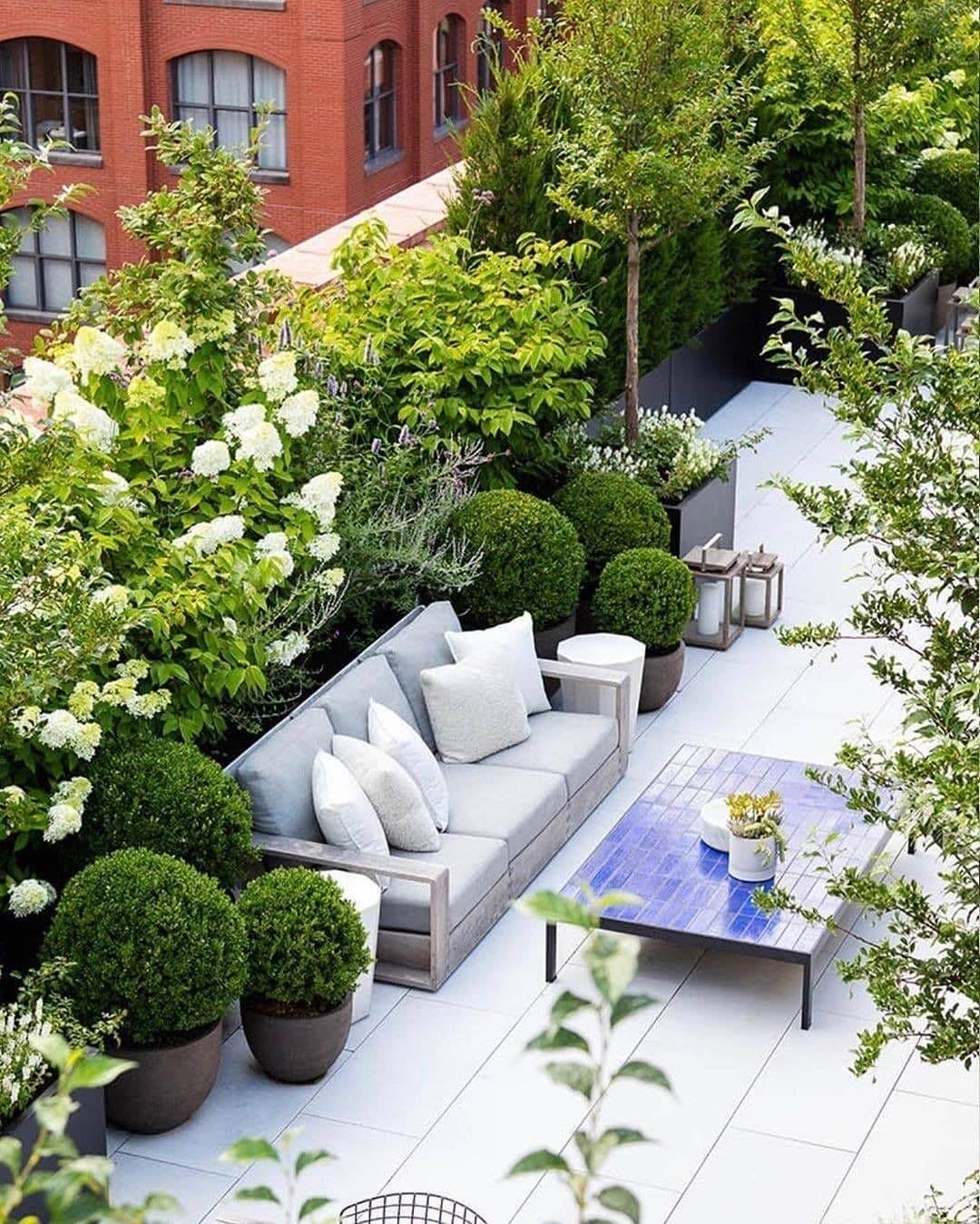 Create a Tranquil Urban Retreat