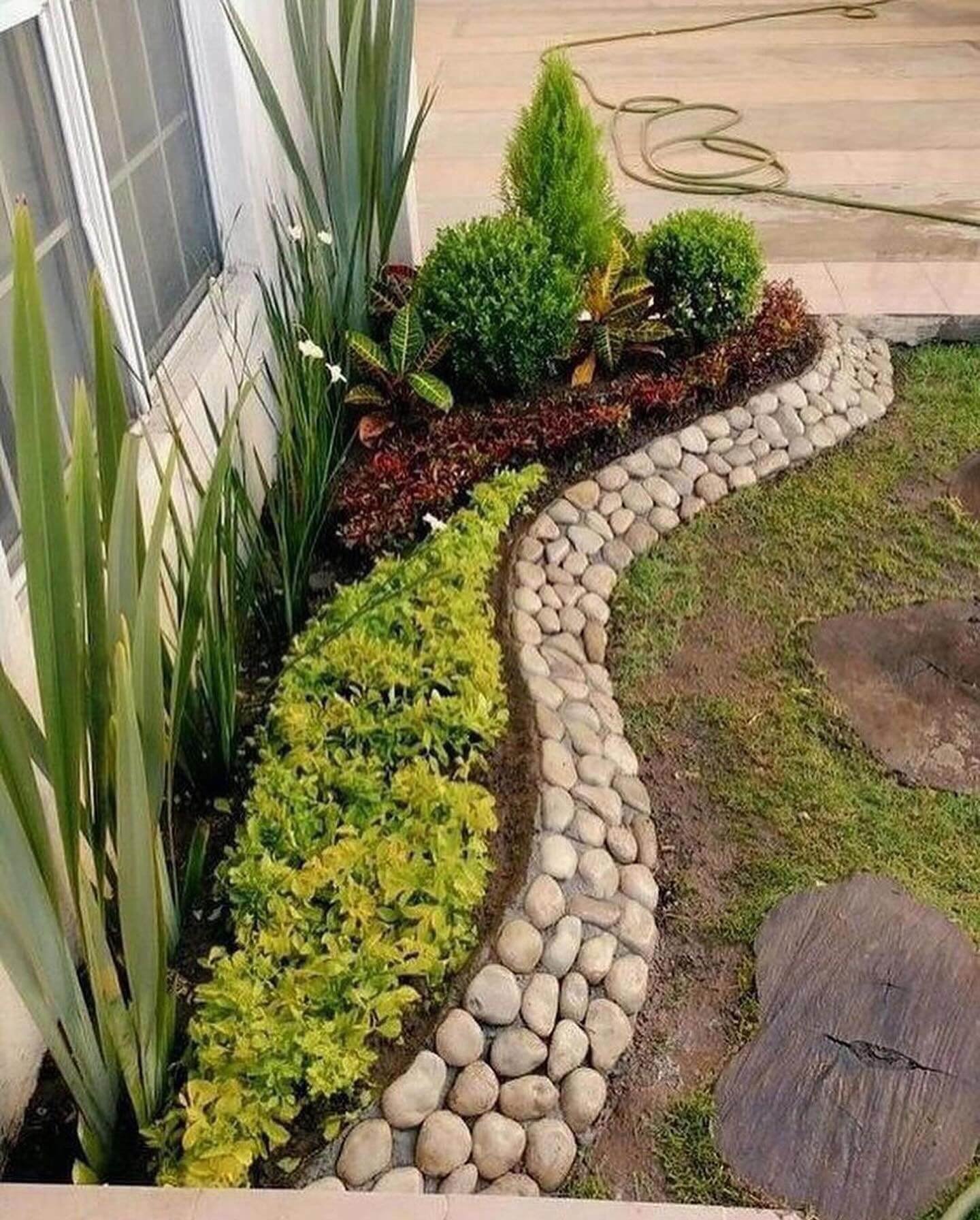 Curved Stone Borders Enhance Design