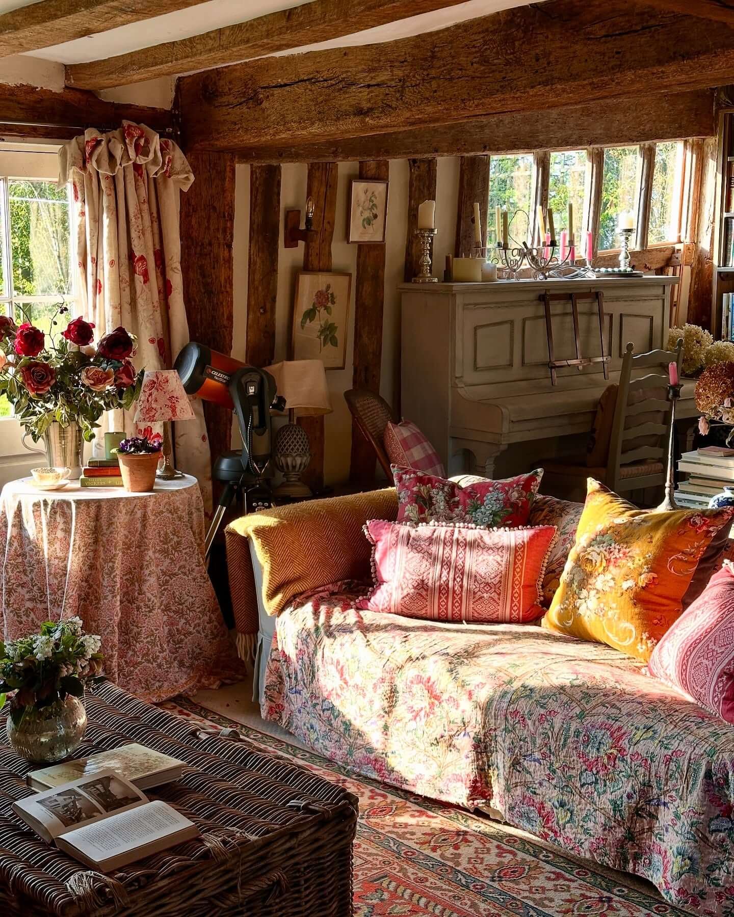 French Country Living Room Elegance