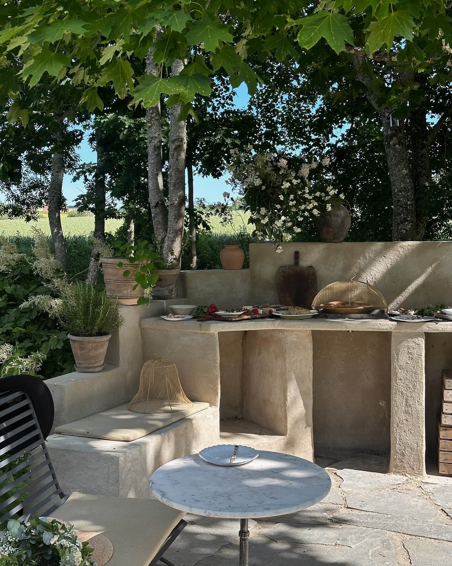 Organic shapes harmonize with nature