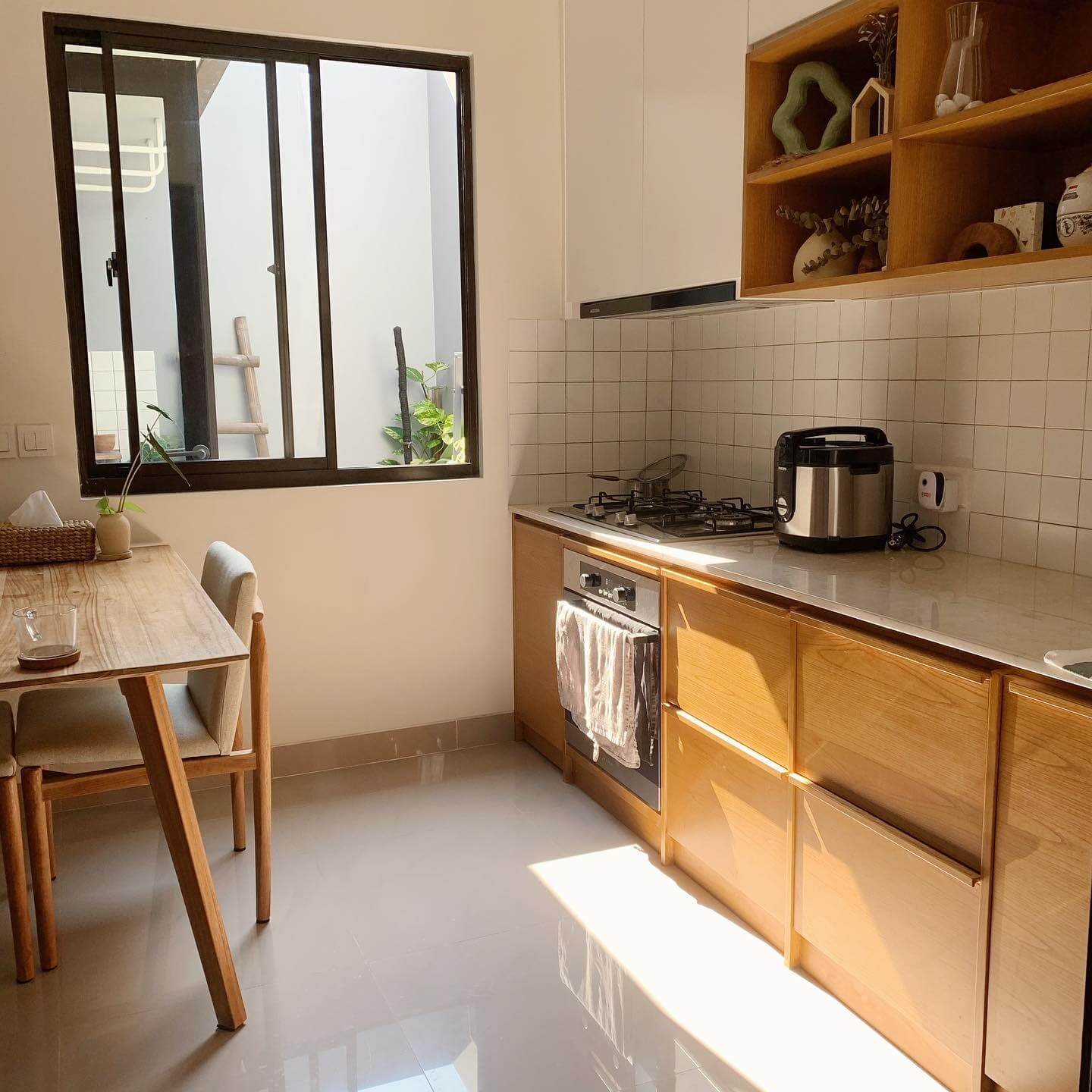 Sleek and Functional Design