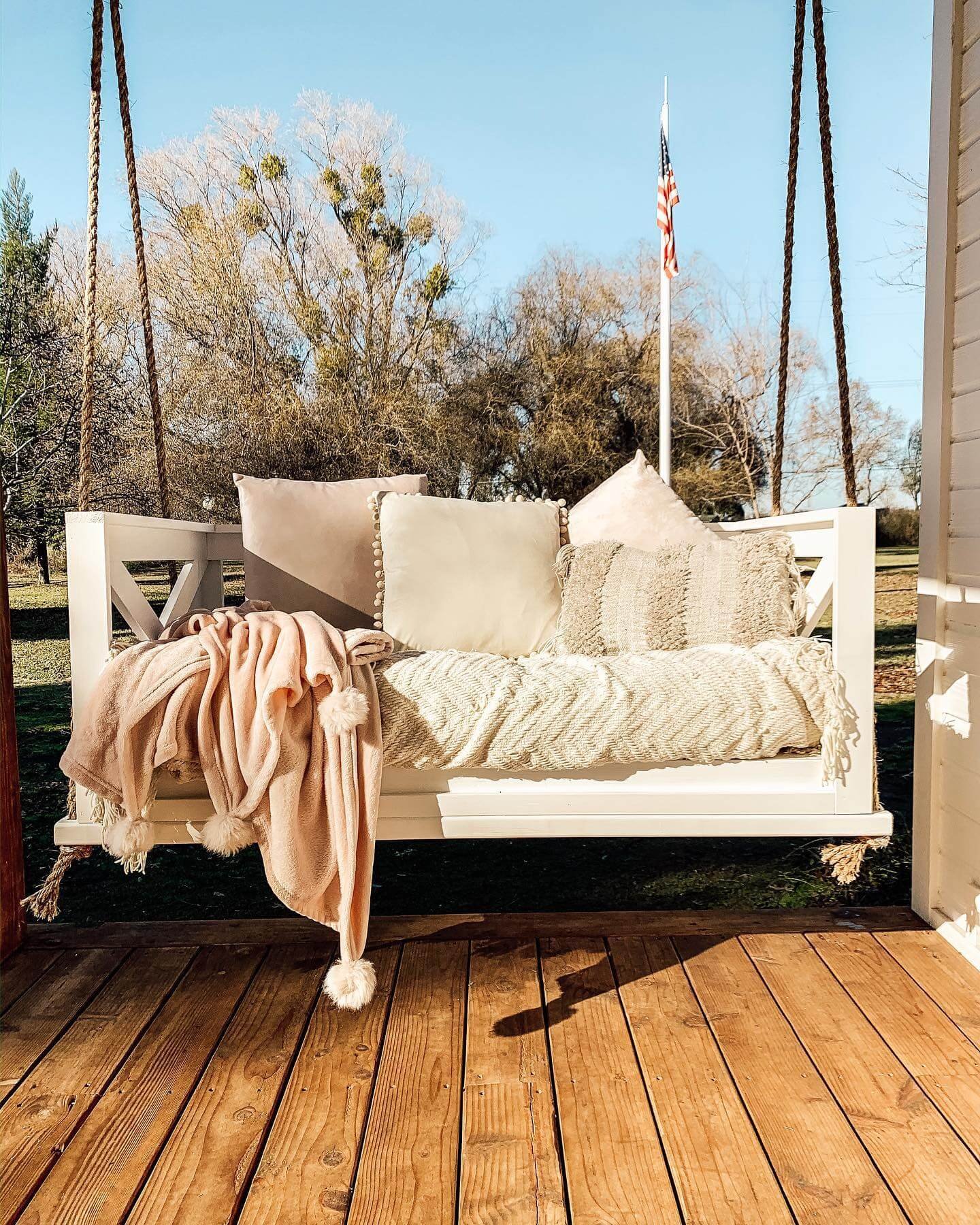 Stylish Porch Swing Bed Design