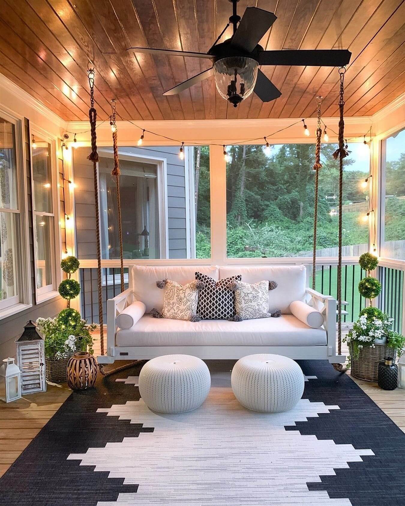 Stylish Swing Seating Retreat