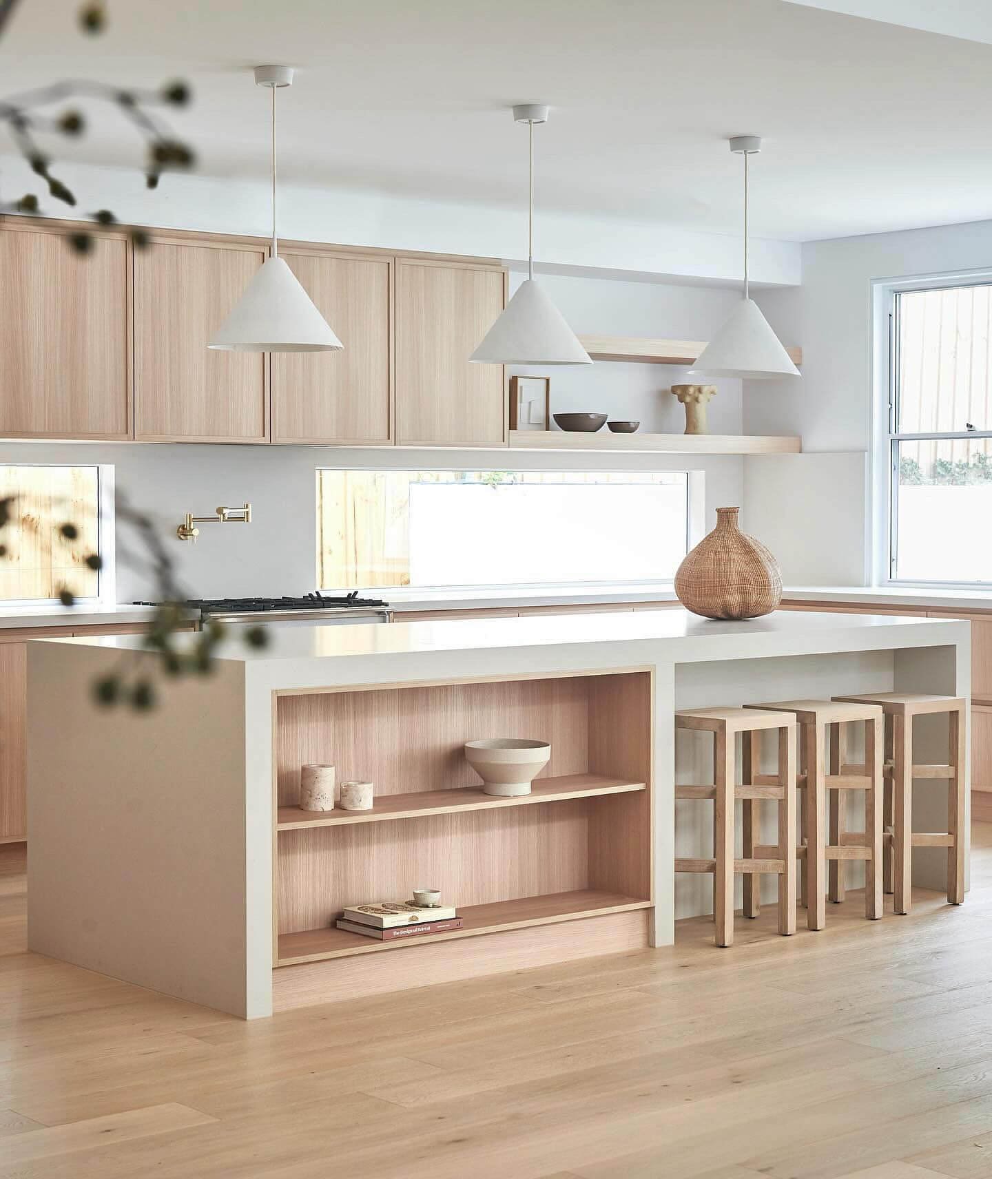 Warm Minimalist Kitchen Aesthetics